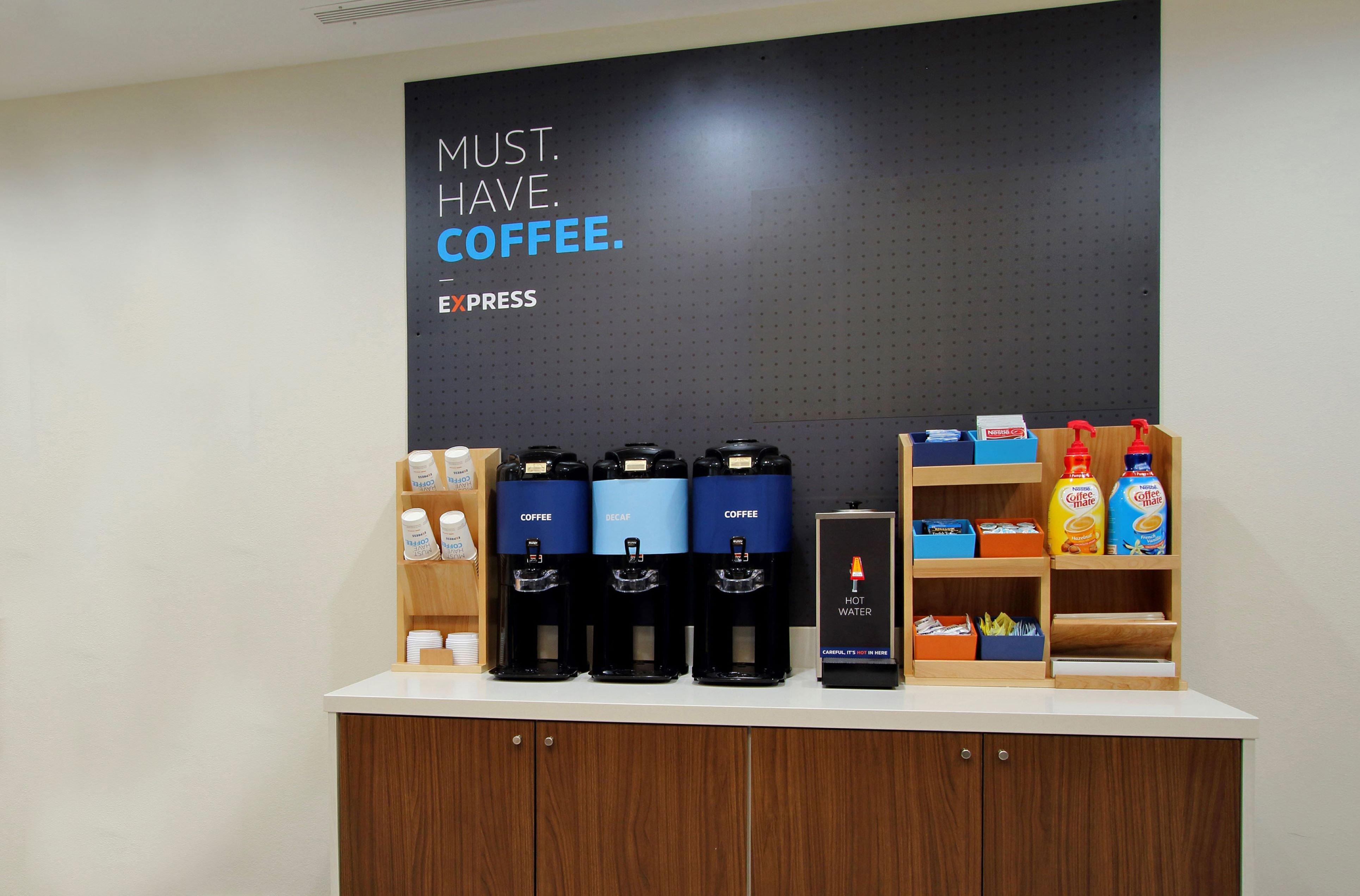 Holiday Inn Express Peru-Lasalle Area By Ihg Exterior photo